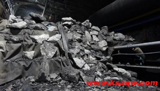 鲁西矿业圆满完成能源集团顶板事故应急预案三级联动演练