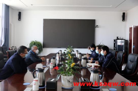 榆阳区能源局局长艾文华到可可盖煤业公司检查指导工作