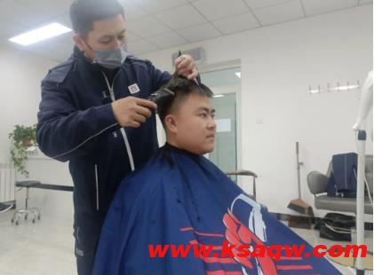 巴拉素煤业公司：抗疫心连心 解决“头等”事