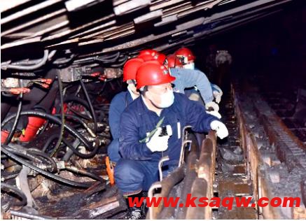 七煤矿业公司总经理王戈深入新建矿检查安全生产和疫情防控工作时强调 全力抓好安全生产 科学精准防控疫情