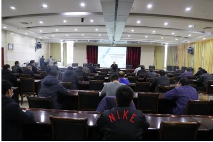平煤四矿开展安全风险分级管控辨识评估技术和事故隐患排查治理专项培训