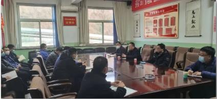 杜儿坪矿领导深入基层督导调研