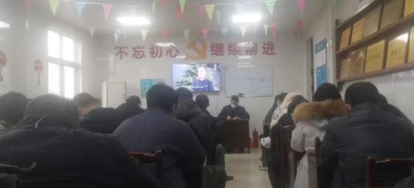平煤股份六矿机电一队安全教育进行时