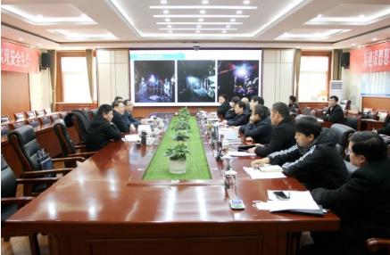 贾明魁到新安煤矿调研指导工作