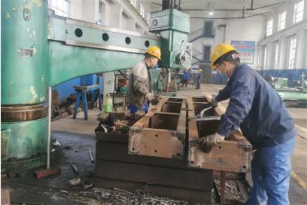 平煤股份四矿工厂完成普强皮带大底自主加工