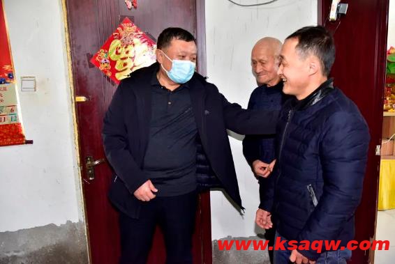 七煤矿业  新春佳节送祝福 寒冬腊月暖人心 王戈鞠超等公司领导分别走访慰问公司困难职工、困难党员和“一帮一”对接户