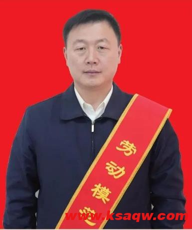 义桥煤矿 拼搏奉献 务实担当 “煤海”中展现“硬核”力量——记综采一区区长赵洪强