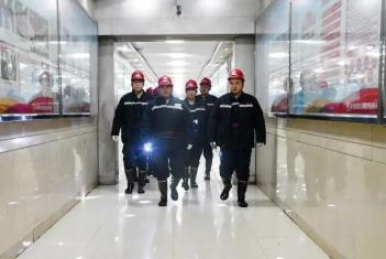 冀中股份总经理闫云胜到云驾岭矿调研指导工作