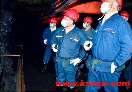 七煤矿业王戈深入龙湖矿检查安全生产工作时强调 统筹兼顾突出重点 全力抓好安全工作