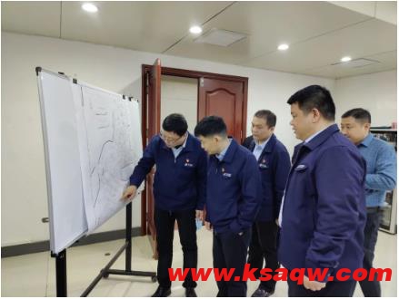 运河煤矿集团公司副总工程师李永雷到运河煤矿指导工作