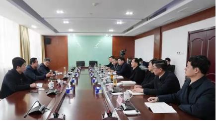 平煤股份二矿集团公司党委副书记、总经理王世森深入煤业公司调研