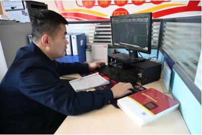 永不放弃的攀登者——金桥煤矿机电修理厂赵彬