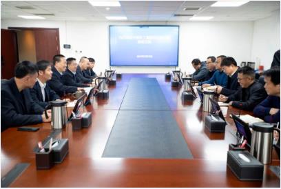 中煤科工集团武汉设计研究院张洪志一行到延长矿业座谈交流
