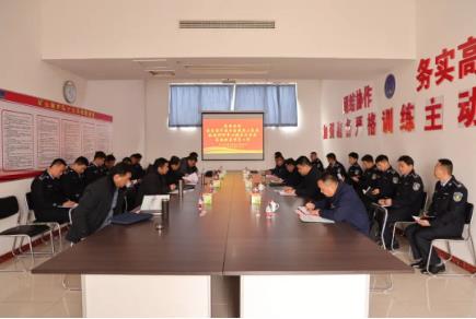 国家煤矿安全监察局山东局救援指挥中心到济矿集团救护中队检查指导工作