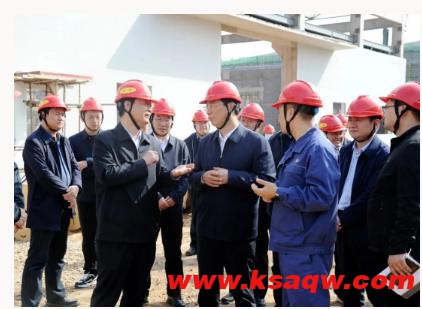 河南省副省长刘尚进到义煤公司调研时强调：守牢安全生产底线 加快产业转型升级 为全省高质量发展提供有力支撑