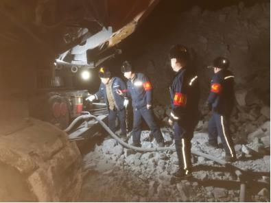 新岭煤矿发挥群监员作用 促进露天生产安全