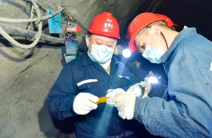 王戈深入新兴矿检查安全生产工作时强调 加强学习转变作风提高能力 对标对表全力抓好工作落实