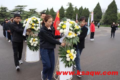 “缅怀英烈魂 凝聚奋斗志”—邱集煤矿团委开展清明节主题团日活动
