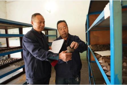 蒋庄煤矿：干毛巾也要拧出水