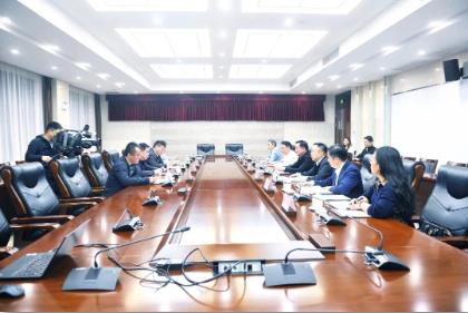 淮河能源集团党委副书记、总经理王世森会见北京燃气集团客人