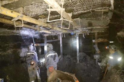 胜利煤矿圆满完成15201回采工作面建设掘进工程施工任务