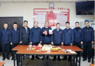 义棠煤业公司：一线员工在“家”过生日