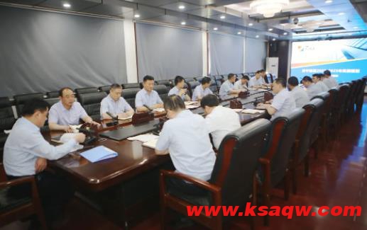 济宁能源副总工程师李振武到矿开展“千亿级集团头脑风暴”宣讲活动