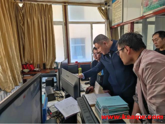义海能源总经理周治元到大柴旦分公司检查指导安全生产