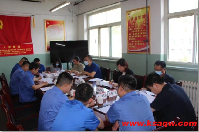 西山煤电对杜儿坪矿产业工人队伍建设改革工作进行督导调研