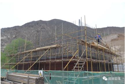 金河煤矿：加快推进1850矿井水净化系统提标改造项目施工
