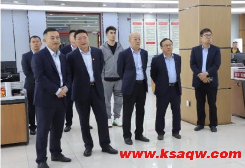 集团公司总裁刘强一行莅临罐子沟煤矿视察指导工作