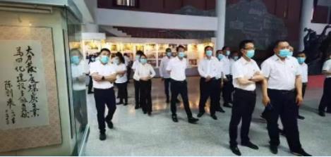 新岭煤矿组织机关党员参观矿史馆