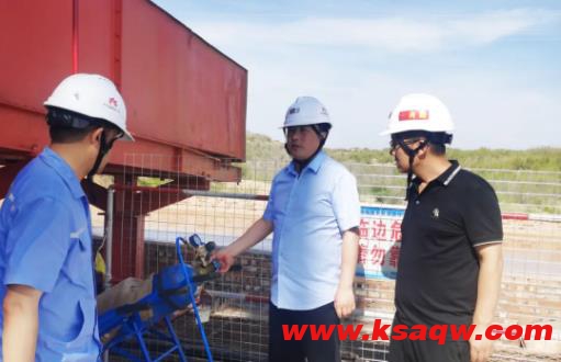 矿业公司党委委员、副总经理、安全总监赵平平到基层单位开展安全专项检查