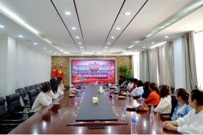 胜利煤矿召开“亲情唤安全”矿嫂座谈会