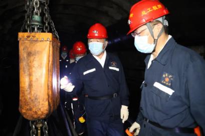 韩福生在益新矿、振兴矿调研检查工作时强调大力弘扬伟大的建党精神为建设现代化新鹤矿作出贡献