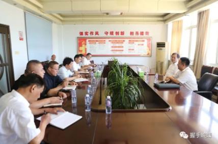 杨林到职工教育中心和卧龙湖矿调研指导工作