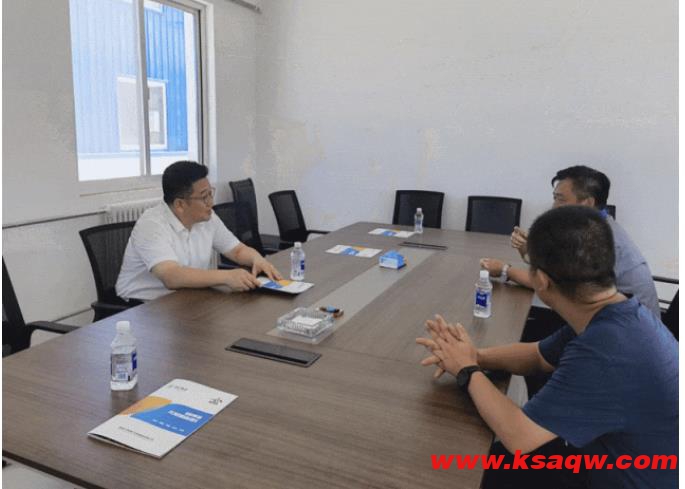 王忠刚到鲁西储配煤基地泰惠园区 无机新材料项目部现场办公