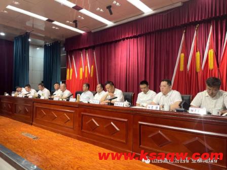 柳湾煤矿召开七月份矿长安全办公会暨上半年经济运行分析会