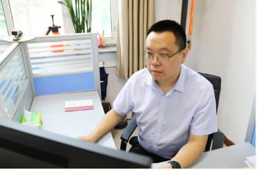 以奋斗之姿 展奉献之彩——记山不拉煤矿优秀共产党员张晓盘