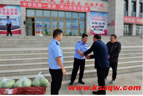 警企一家亲 合力筑平安——大煤沟煤矿到大柴旦消防中队节日慰问
