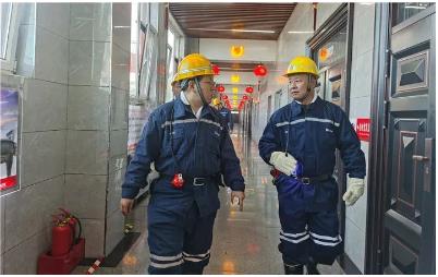 王晓东到官地矿督导安全生产工作