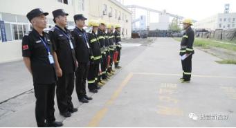 钱营孜矿举行火灾应急救援演练
