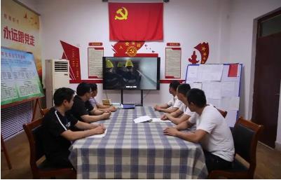 良庄矿业：“情感套餐”敲响“安全警示钟”
