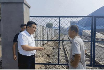 王忠刚到鲁西储配煤基地现场办公